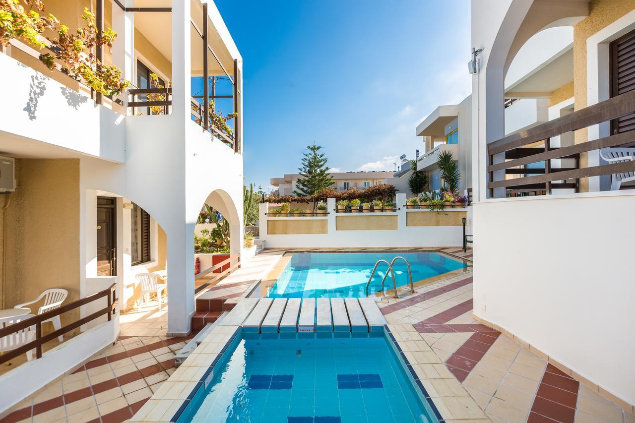 Rosebay Apartments สฟากากิ ภายนอก รูปภาพ